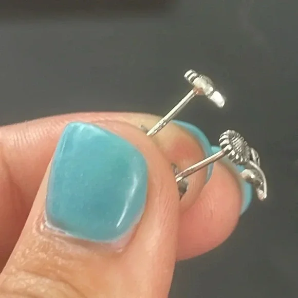 925 Sterling Silver Sunflower Earrings - Picture 5 of 5